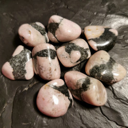 Marshmallow stone - pierre roulée - 4ème chakra